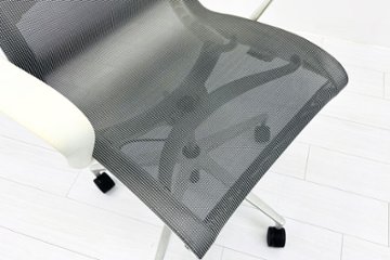 Herman Miller Setu Chair ハーマンミラー セトゥーチェア 中古 マルチパーパスチェア 肘付 ５本脚タイプ リボンアーム グレー画像