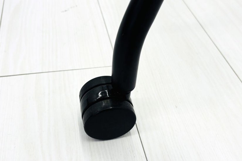 オカムラ ライブス ネスティングチェア 中古 【4脚セット】 Lives Nesting Chair ミーティングチェア 会議椅子 中古オフィス家具画像