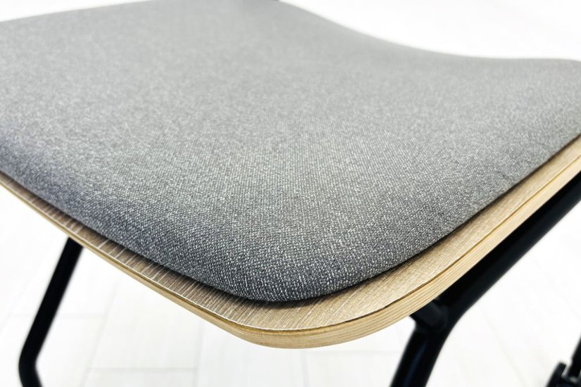 オカムラ ライブス ネスティングチェア 中古 【4脚セット】 Lives Nesting Chair ミーティングチェア 会議椅子 中古オフィス家具画像