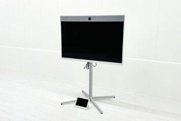 リモート会議 モニター 中古 ビデオ会議システム Cisco Webex Room 55 シスコ 中古オフィス家具 フロアスタンドモデルの画像