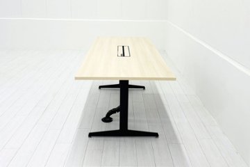 オカムラ ブレスタ 中古 幅2050 小型会議テーブル ミーティングテーブル 会議机 中古オフィス家具 2050/800/720画像