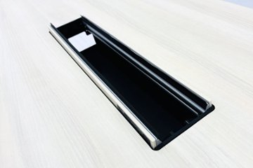 オカムラ ブレスタ 中古 幅2050 小型会議テーブル ミーティングテーブル 会議机 中古オフィス家具 2050/800/720画像