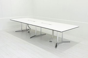 【ポリッシュ脚ピカピカ磨き有！】オカムラ ラティオ 中古 幅3600 大型会議テーブル ミーティングテーブル 会議机 RATIO 中古オフィス家具 ホワイト 3600/1200/720の画像