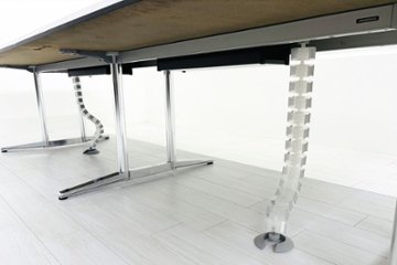 【ポリッシュ脚ピカピカ磨き有！】オカムラ ラティオ 中古 幅3600 大型会議テーブル ミーティングテーブル 会議机 RATIO 中古オフィス家具 ホワイト 3600/1200/720画像