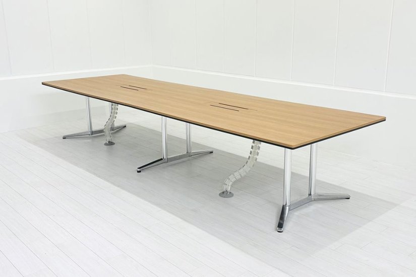 【ポリッシュ脚ピカピカ磨き有！】オカムラ ラティオ 中古 幅4000 大型会議テーブル ミーティングテーブル 会議机 RATIO 中古オフィス家具 4000/1200/720画像