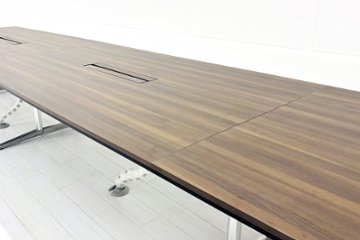 【ポリッシュ脚ピカピカ磨き有！】オカムラ ラティオ 中古 大型会議テーブル 幅6000 ミーティングテーブル 舟形天板 中古オフィス家具 6000/1200/720画像