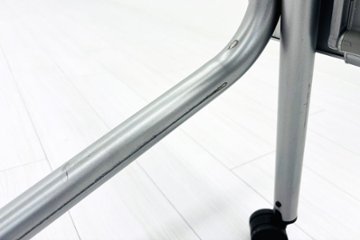 オカムラ ネスティア 中古 フォールディングテーブル ミーティングテーブル 折りたたみテーブル 中古オフィス家具 1800/600/700画像