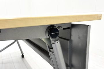 オカムラ ネスティア 中古 フォールディングテーブル ミーティングテーブル 折りたたみテーブル 中古オフィス家具 1500/600/700画像