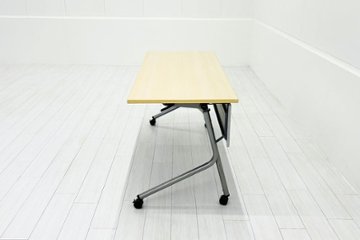 オカムラ ネスティア 中古 フォールディングテーブル ミーティングテーブル 折りたたみテーブル 中古オフィス家具 1500/600/700画像
