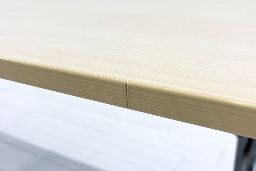 オカムラ ネスティア 中古 フォールディングテーブル ミーティングテーブル 折りたたみテーブル 中古オフィス家具 1500/600/700画像