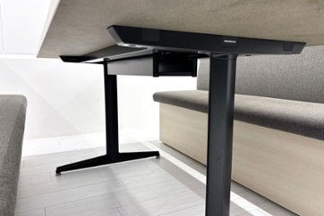 【3点セット】 対面ブース ファミレスソファ オカムラ ブレスタ 中古 ミーティングブース 中古オフィス家具 バックパネル付き画像