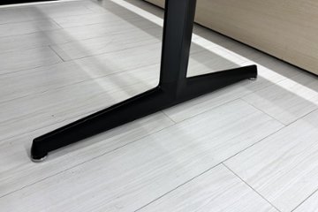【3点セット】 対面ブース ファミレスソファ オカムラ ブレスタ 中古 ミーティングブース 中古オフィス家具 バックパネル付き画像