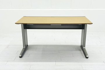 インクルード 平机 幅1400 中古 平デスク イトーキ 中古机 平デスク 事務机 中古オフィス家具 1400/660/720画像