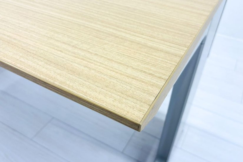 インクルード 平机 幅1400 中古 平デスク イトーキ 中古机 平デスク 事務机 中古オフィス家具 1400/660/720画像