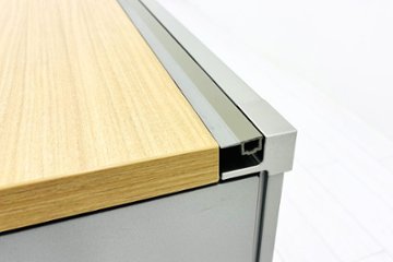 インクルード 平机 幅1400 中古 平デスク イトーキ 中古机 平デスク 事務机 中古オフィス家具 1400/660/720画像