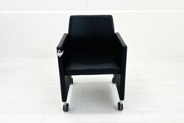 オカムラ 8346Mシリーズ ミーティングチェア 【4脚セット】 多目的チェア 中古オフィス家具 応接椅子 上下昇降タイプ ブラック画像