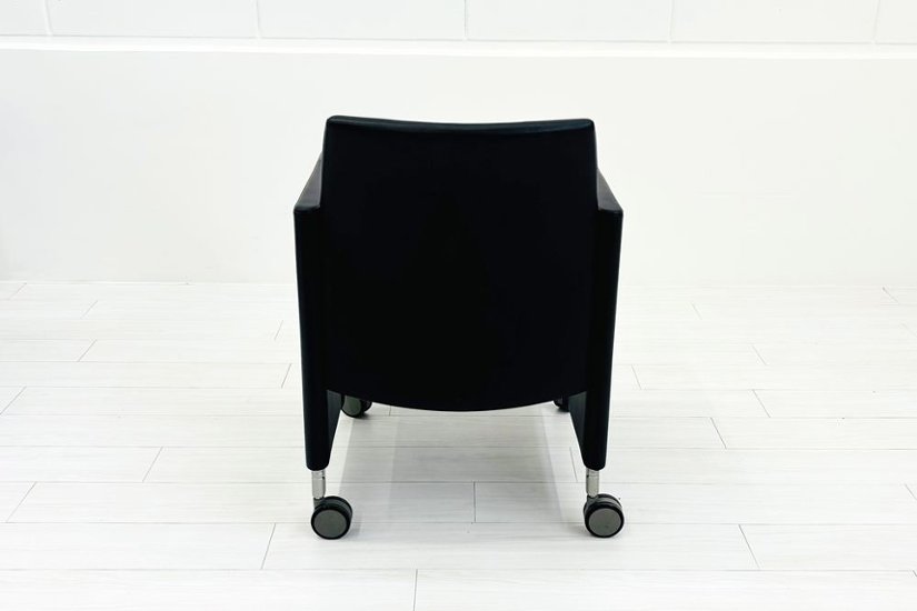 オカムラ 8346Mシリーズ ミーティングチェア 【4脚セット】 多目的チェア 中古オフィス家具 応接椅子 上下昇降タイプ ブラック画像