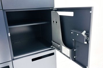 コクヨ エディア 8人用ロッカー 中古 メールボックス 中古オフィス家具 オートロックダイヤル錠 ブラック 900/450/1810画像
