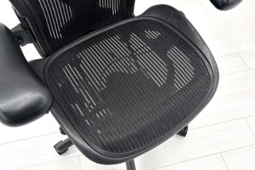 ハーマンミラー アーロンチェア Bサイズ フル装備 中古 ポスチャーフィット Herman Miller Aeron Chair 中古オフィス家具 肘レバー画像