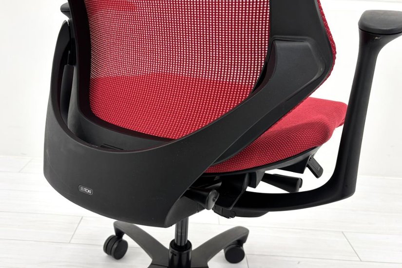 イトーキ エフチェア 中古 2017年製 クッション 固定肘 事務椅子 ITOKI 中古オフィス家具 KF-375JBH-T1M4 レッド画像