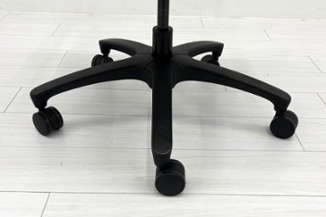 イトーキ エフチェア 中古 2017年製 クッション 固定肘 事務椅子 ITOKI 中古オフィス家具 KF-375JBH-T1M4 レッド画像