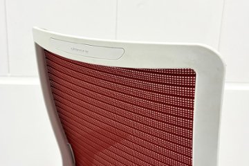 コーラルチェア ハイバック オカムラ 中古 背メッシュ 固定肘 中古オフィス家具 中古チェア Choral レッド画像