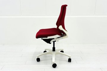 イトーキ エフチェア ローバック 中古 クッション 肘無 事務椅子 ITOKI 中古オフィス家具 レッド画像