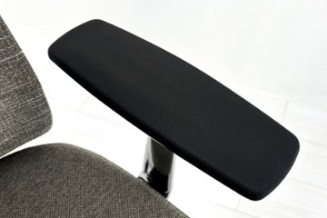 コクヨ Bezel(ベゼル)シリーズ 中古 2020年製 クッション KOKUYO テクスチャードメッシュ 固定肘 中古オフィス家具画像
