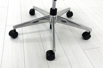 コクヨ Bezel(ベゼル)シリーズ 中古 2020年製 クッション KOKUYO テクスチャードメッシュ 固定肘 中古オフィス家具画像