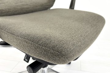 コクヨ Bezel(ベゼル)シリーズ 中古 2020年製 クッション KOKUYO テクスチャードメッシュ 固定肘 中古オフィス家具画像