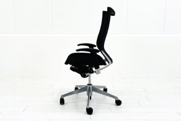 オカムラ バロンチェア 中古 OKAMURA Baron 中古オフィス家具 可動肘 ハイバック グラデーションメッシュ ブラック画像