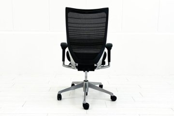オカムラ バロンチェア 中古 OKAMURA Baron 中古オフィス家具 可動肘 ハイバック グラデーションメッシュ ブラック画像