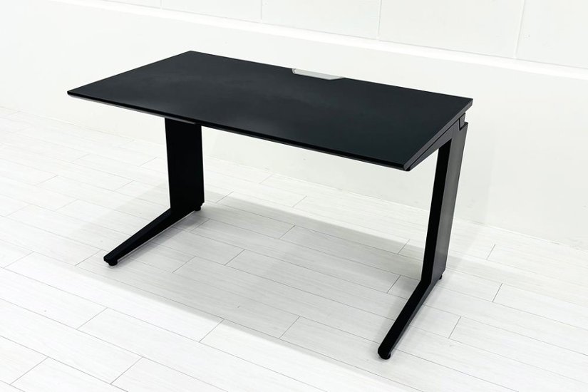 オカムラ プロユニット 中古 平机 ブラック 平デスク 事務机 Pro Unit 中古オフィス家具 1200/700/720画像