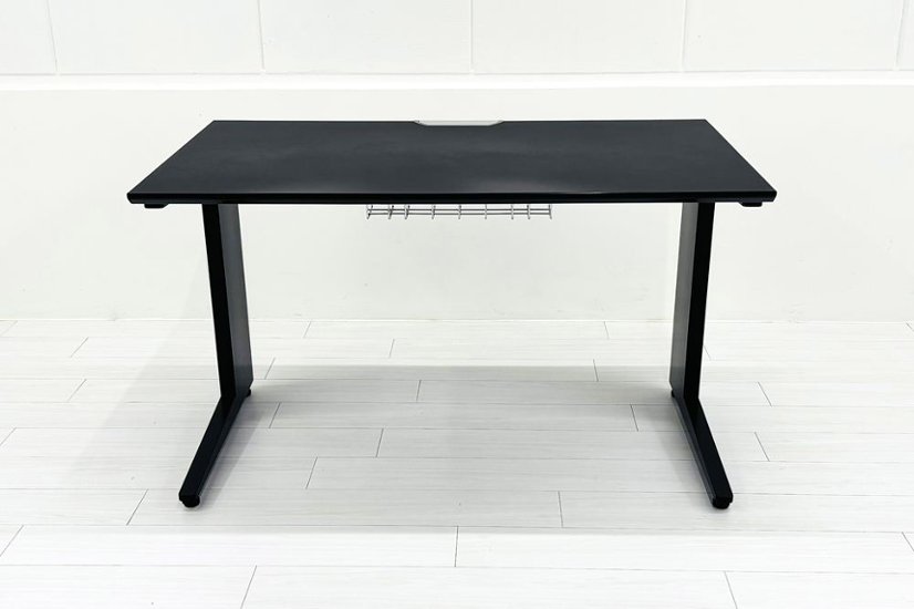 オカムラ プロユニット 中古 平机 ブラック 平デスク 事務机 Pro Unit 中古オフィス家具 1200/700/720画像