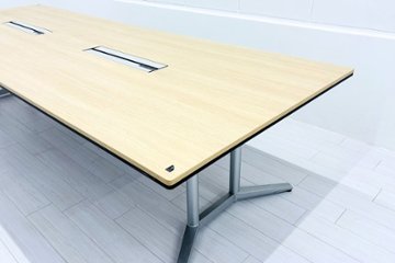 オカムラ ラティオ 中古 会議テーブル 幅3200 ミーティングテーブル 大型会議机 中古オフィス家具 ネオウッドライト 3200/1200/720画像