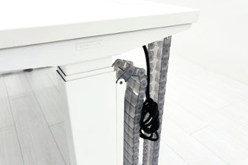 オカムラ スイフト 電動昇降デスク 中古 ホワイト 幅1550 中古オフィス家具 1550/675/650～1250画像