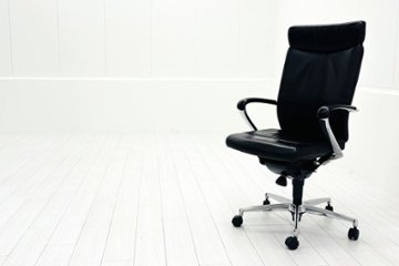 【ポリッシュ脚ピカピカ磨き有！】 イトーキ プレクサスチェア 中古 役員チェア ハイバック エグゼクティブチェア 中古オフィス家具の画像