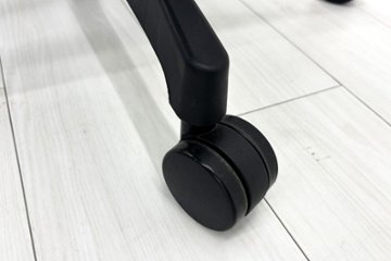 イトーキ ノートチェア 2022年製 中古 ハイバック 可動肘 アジャスタブル肘 ITOKI nort 中古オフィス家具 ダックブルー画像