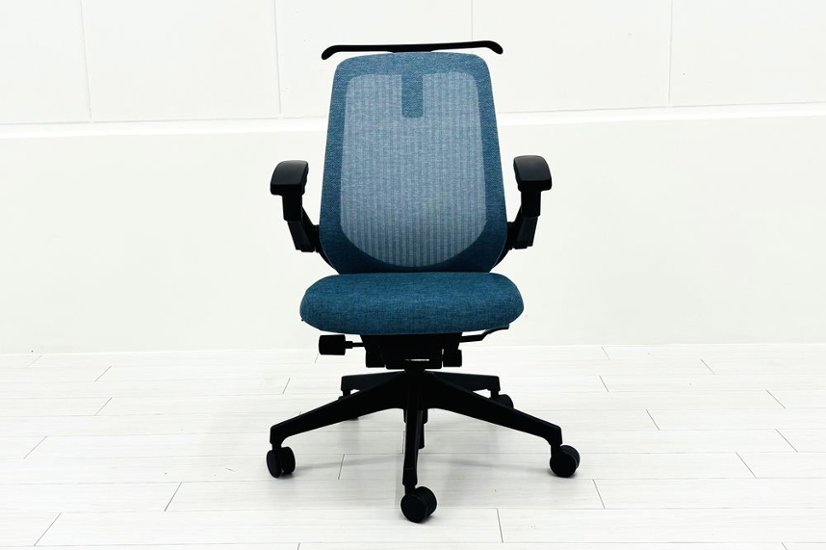 イトーキ ノートチェア 2022年製 中古 ハイバック 可動肘 アジャスタブル肘 ITOKI nort 中古オフィス家具 ダックブルー画像
