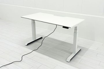 コクヨ シークエンス 幅1350 SEQUENCE 電動昇降デスク 中古デスク 中古机 中古オフィス家具 1350/675/630～1290の画像