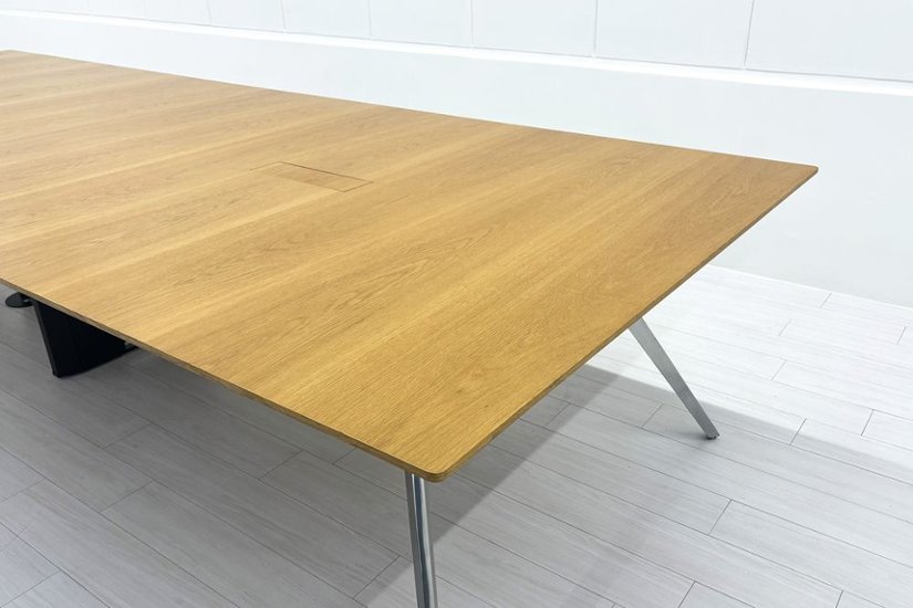 カッシーナ イクスシー ジョイ カンファレンステーブル 中古 Cassina IXC. JOY 大型会議テーブル 会議机 中古オフィス家具 3750/1400/730画像