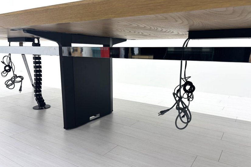 カッシーナ イクスシー ジョイ カンファレンステーブル 中古 Cassina IXC. JOY 大型会議テーブル 会議机 中古オフィス家具 3750/1400/730画像