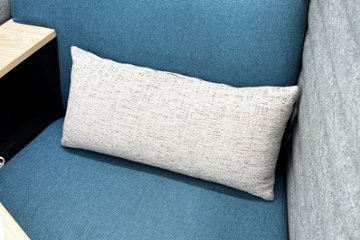 ワークブース 中古 インテント イトーキ ラウンジソファ 1人用ソファ 中古オフィス家具 電源コード付き 998/922/1300画像