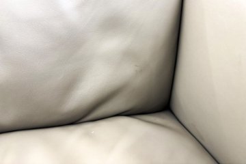 【4脚セット】 オカムラ 中古オフィス家具 NEWFORTY(ニューフォーティ)シリーズ 革張り 2019年製 中古 応接椅子 ミーティングチェア 多目的チェア ライトブラウン画像