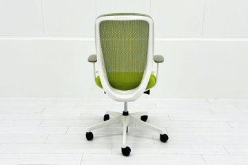 オカムラ シルフィーチェア 中古 ハイバック 固定肘 OKAMURA Sylphy 中古オフィス家具 ライムグリーン画像