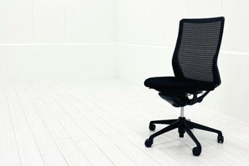オカムラ 中古オフィス家具 コーラルチェア ハイバックメッシュ 中古 肘無 中古チェア Choral ブラックの画像