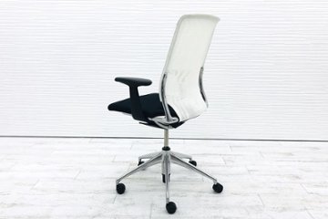 メダチェア 中古 ヴィトラ Vitra メダ MEDA  肘付 中古オフィス家具 座ブラック 背ホワイト画像