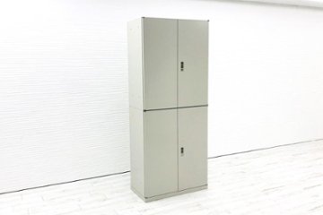 オカムラ 42シリーズ 中古キャビネット 900×450×2150㎜ 【両開き2台セット】 収納家具 中古オフィス家具 ライトスモーク 4239ZZ Z13画像