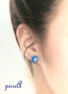 小さなきらめきのレジン製ピアス（イヤリング）＊15展開＊画像