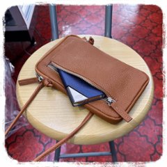 ちょっとしたお出掛けをオシャレに♪ スマホショルダー ブルー画像